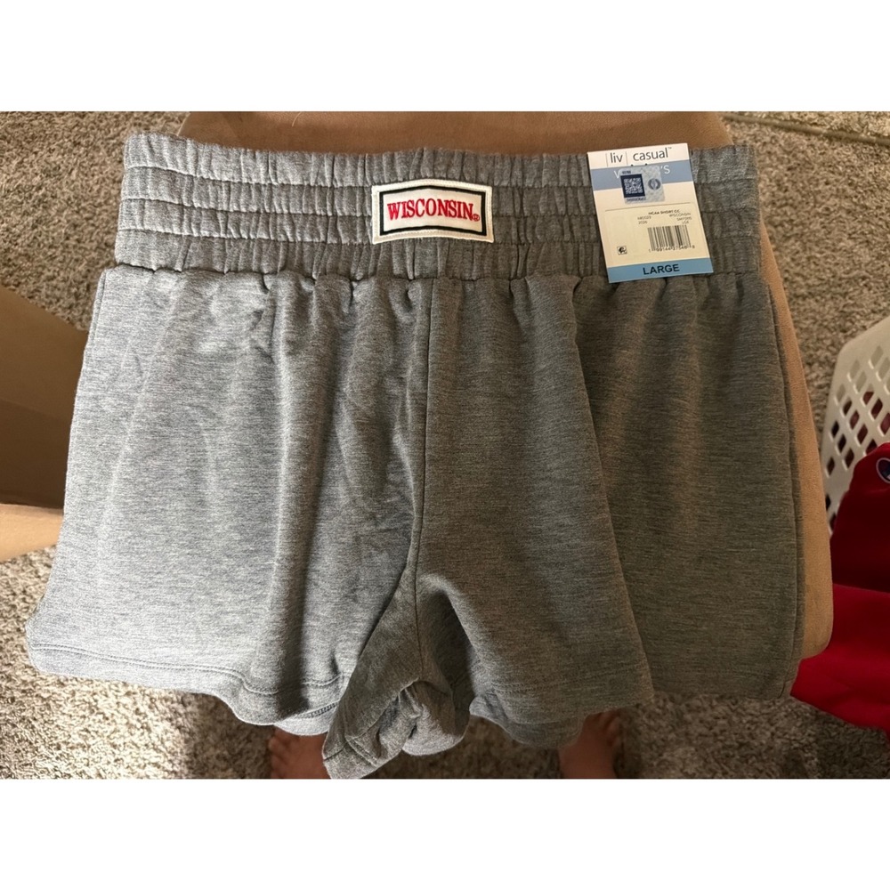 Liv Casual NCAA Wisconsin Badgers Gray Smocked Waist Lounge Shorts Large NWT
